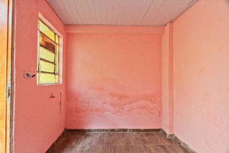 Casa à venda com 70m², 2 quartos e 1 vagaQuarto de Serviço