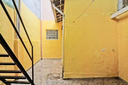 Casa à venda com 70m², 2 quartos e 1 vagaÁrea de Serviço