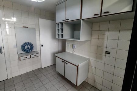 Apartamento para alugar com 78m², 3 quartos e 1 vagaCozinha 