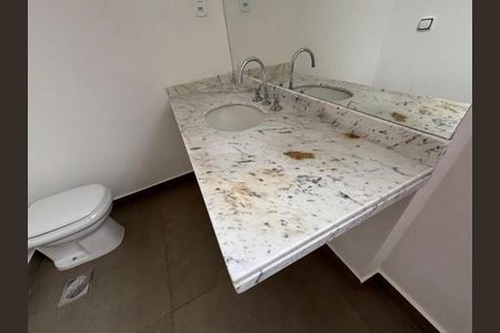Apartamento à venda com 170m², 3 quartos e 1 vagaBanheiro 2