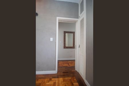 Sala de apartamento à venda com 3 quartos, 123m² em Independência, Porto Alegre