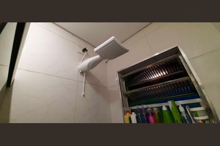 Casa para alugar com 290m², 5 quartos e 3 vagas Casa para alugar com 290m², 5 quartos e 3 vagasBanheiro da Suíte 2