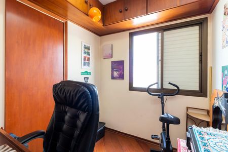 Apartamento à venda com 84m², 3 quartos e 2 vagasQuarto 3 