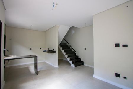 Sala de casa à venda com 2 quartos, 93m² em Vila Linda, Santo André