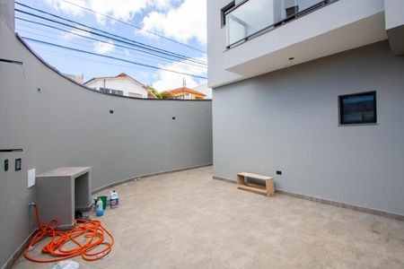 Casa à venda com 93m², 2 quartos e 2 vagas Casa à venda com 93m², 2 quartos e 2 vagasGaragem