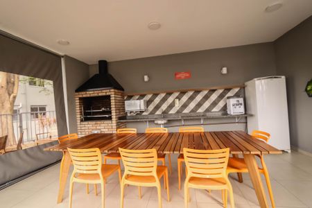 Apartamento à venda com 34m², 2 quartos e sem vaga Apartamento à venda com 34m², 2 quartos e sem vagaÁrea comum - Churrasqueira