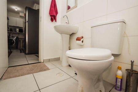 Apartamento à venda com 34m², 2 quartos e sem vaga Apartamento à venda com 34m², 2 quartos e sem vagaBanheiro