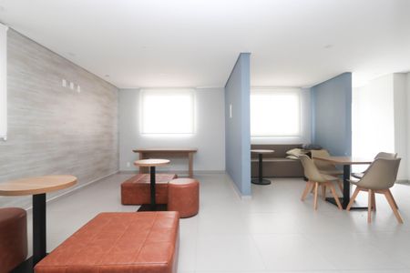 Apartamento à venda com 34m², 2 quartos e sem vaga Apartamento à venda com 34m², 2 quartos e sem vagaÁrea comum - Salão de festas