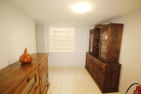 Sala de casa à venda com 5 quartos, 248m² em Colégio Batista, Belo Horizonte