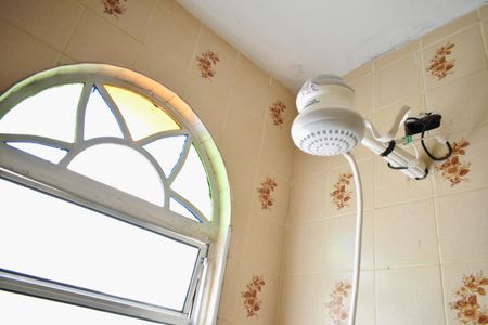 Casa para alugar com 162m², 3 quartos e 4 vagas Casa para alugar com 162m², 3 quartos e 4 vagasBanheiro da Suíte 1