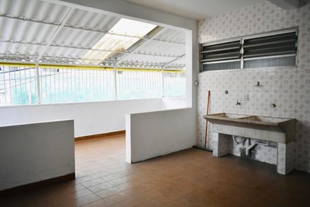 Casa para alugar com 162m², 3 quartos e 4 vagas Casa para alugar com 162m², 3 quartos e 4 vagasÁrea de Serviço