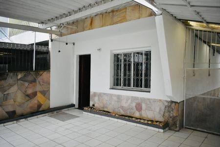 Casa para alugar com 162m², 3 quartos e 4 vagas Casa para alugar com 162m², 3 quartos e 4 vagasGaragem 2