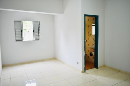 Casa para alugar com 162m², 3 quartos e 4 vagas Casa para alugar com 162m², 3 quartos e 4 vagasSuíte 1