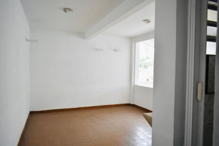 Casa para alugar com 162m², 3 quartos e 4 vagas Casa para alugar com 162m², 3 quartos e 4 vagasÁrea de Serviço