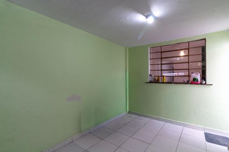 Casa à venda com 80m², 2 quartos e 1 vagaGaragem