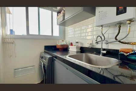 Apartamento à venda com 80m², 2 quartos e 2 vagasÁrea de Serviço