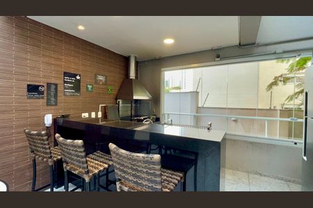 Apartamento à venda com 80m², 2 quartos e 2 vagasChurrasqueira