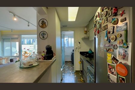 Apartamento à venda com 80m², 2 quartos e 2 vagasCozinha