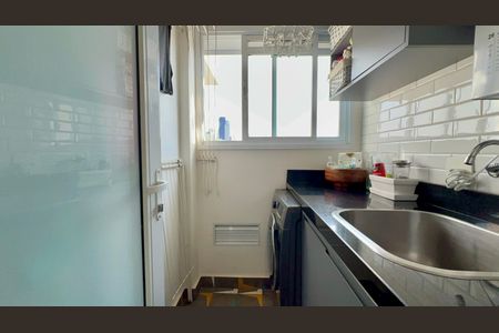 Apartamento à venda com 80m², 2 quartos e 2 vagasÁrea de Serviço