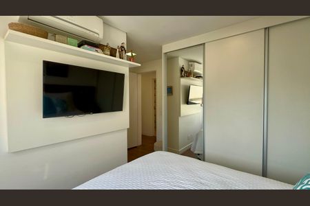 Apartamento à venda com 80m², 2 quartos e 2 vagasSuíte