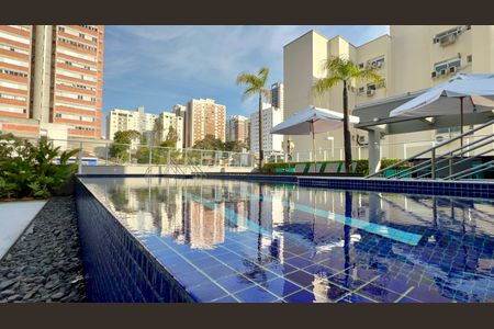 Apartamento à venda com 80m², 2 quartos e 2 vagasPiscina