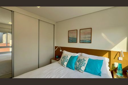 Apartamento à venda com 80m², 2 quartos e 2 vagasSuíte