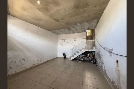 Casa à venda com 112m², 2 quartos e 2 vagas Casa à venda com 112m², 2 quartos e 2 vagasGaragem