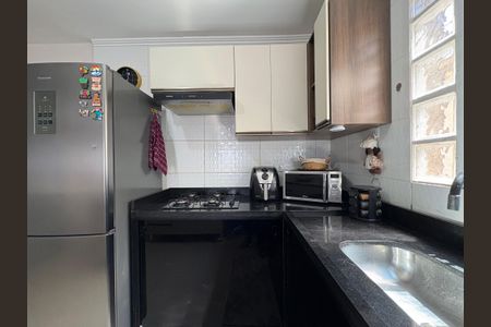 Casa à venda com 112m², 2 quartos e 2 vagas Casa à venda com 112m², 2 quartos e 2 vagasCozinha