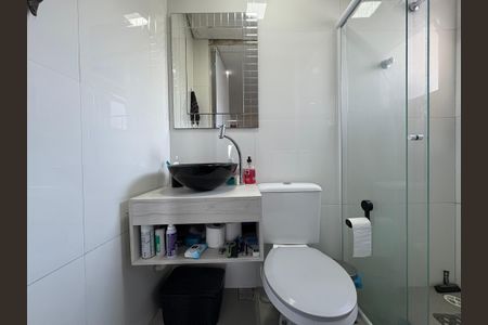 Casa à venda com 112m², 2 quartos e 2 vagas Casa à venda com 112m², 2 quartos e 2 vagasBanheiro da suíte 2