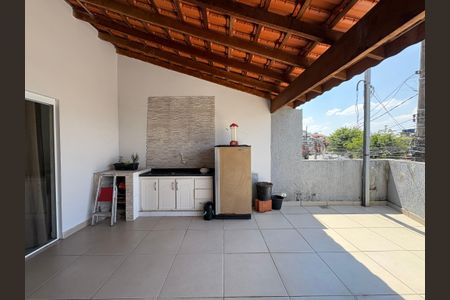 Casa à venda com 112m², 2 quartos e 2 vagas Casa à venda com 112m², 2 quartos e 2 vagasVaranda