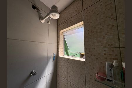 Casa à venda com 112m², 2 quartos e 2 vagas Casa à venda com 112m², 2 quartos e 2 vagasBanheiro da suíte 1