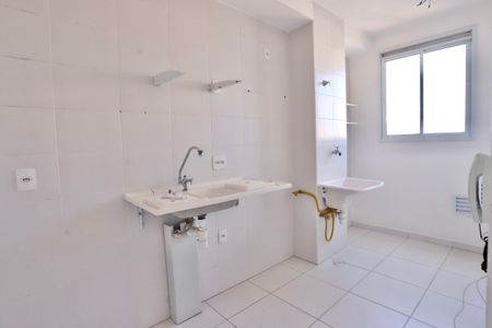 Apartamento para alugar com 40m², 2 quartos e sem vagaCozinha e Área de Serviço