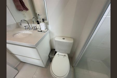 Apartamento à venda com 90m², 2 quartos e 2 vagasBanheiro Social