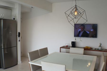 Apartamento à venda com 90m², 2 quartos e 2 vagasSala