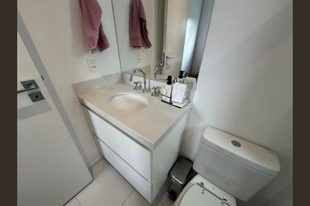 Apartamento à venda com 90m², 2 quartos e 2 vagasBanheiro Social