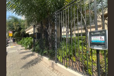 Apartamento à venda com 90m², 2 quartos e 2 vagasFachada e Portaria