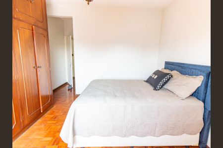 Apartamento à venda com 100m², 3 quartos e 1 vagaQuarto 2