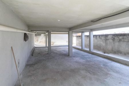 Casa para alugar com 120m², 2 quartos e sem vaga Casa para alugar com 120m², 2 quartos e sem vagaQuintal