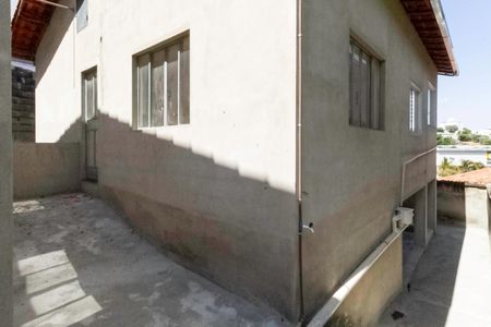 Casa para alugar com 120m², 2 quartos e sem vaga Casa para alugar com 120m², 2 quartos e sem vagaEntrada