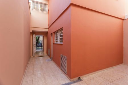 Casa de condomínio para alugar com 150m², 3 quartos e 2 vagasQuintal