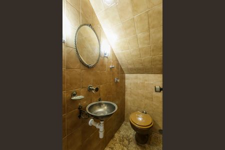 Lavabo de casa de condomínio para alugar com 3 quartos, 150m² em Vila Olímpia, São Paulo