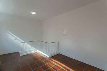 Casa de condomínio para alugar com 150m², 3 quartos e 2 vagasQuarto de Serviço