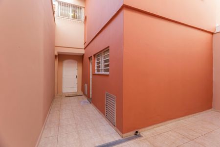 Casa de condomínio para alugar com 150m², 3 quartos e 2 vagasQuintal