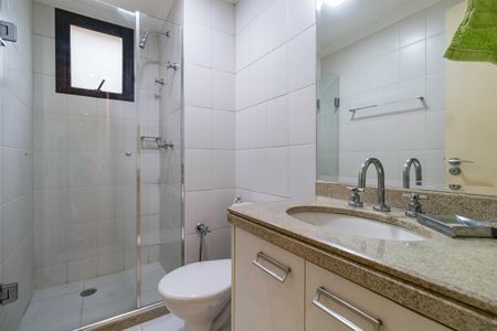Apartamento à venda com 194m², 3 quartos e 3 vagasBanheiro Suíte 3