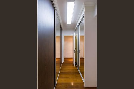 Apartamento à venda com 194m², 3 quartos e 3 vagasSuíte 1