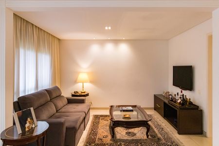 Sala de apartamento à venda com 3 quartos, 194m² em Vila Suzana, São Paulo