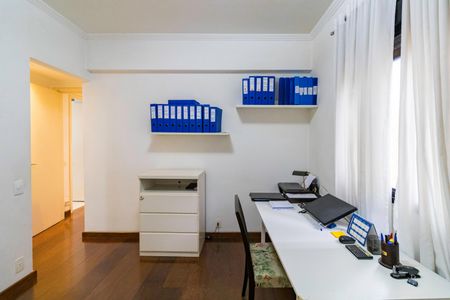 Apartamento à venda com 194m², 3 quartos e 3 vagasSuíte 3