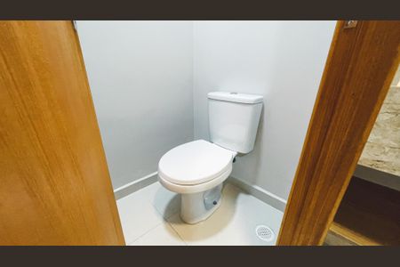 Casa para alugar com 130m², 3 quartos e 2 vagas Casa para alugar com 130m², 3 quartos e 2 vagasLavabo