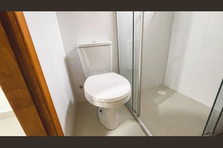 Casa para alugar com 130m², 3 quartos e 2 vagas Casa para alugar com 130m², 3 quartos e 2 vagasBanheiro da Suíte 1