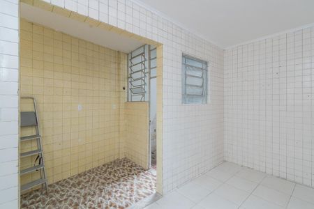 Casa para alugar com 80m², 2 quartos e 2 vagasCozinha
